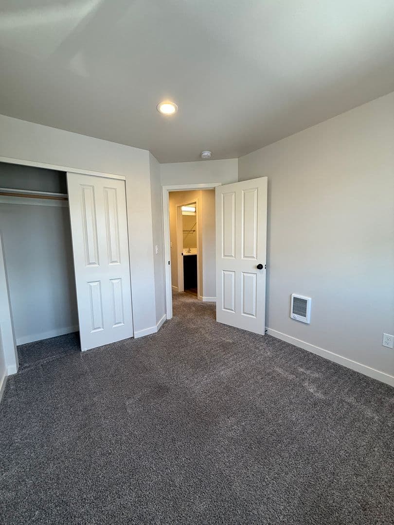 Yakima Townhome: 47 Samantha Court