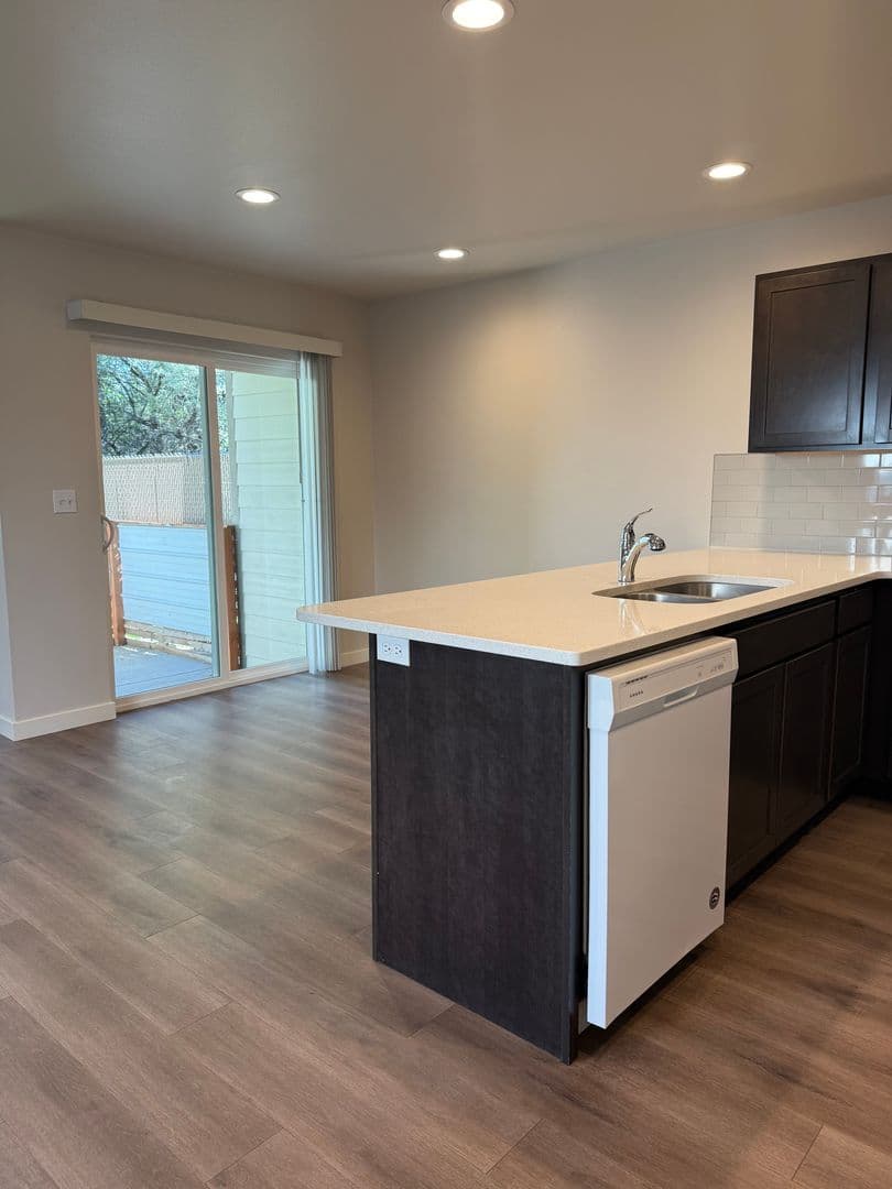 Yakima Townhome: 47 Samantha Court