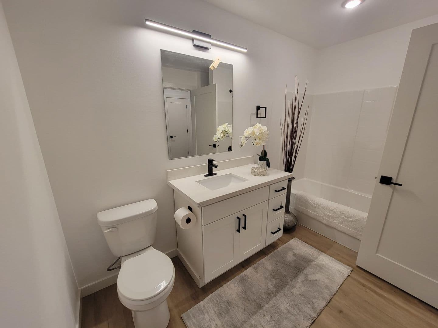 Lakewood Apartment: 8801-8841 Copperstone Ave SW