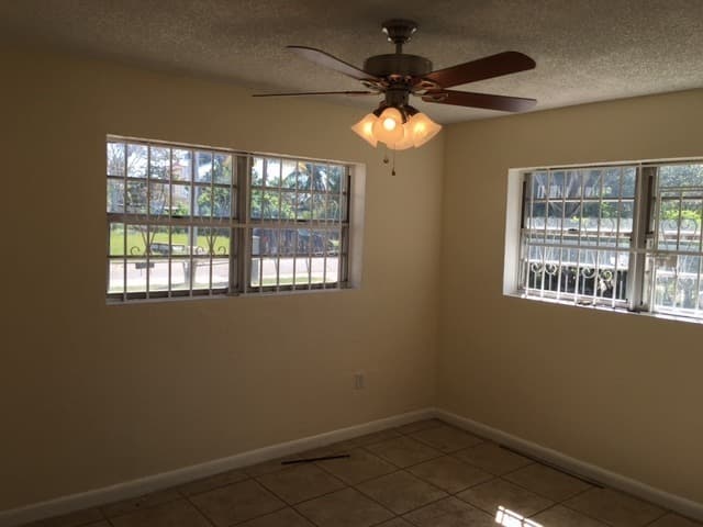 Miami Apartment: 8100 NW 1st Place