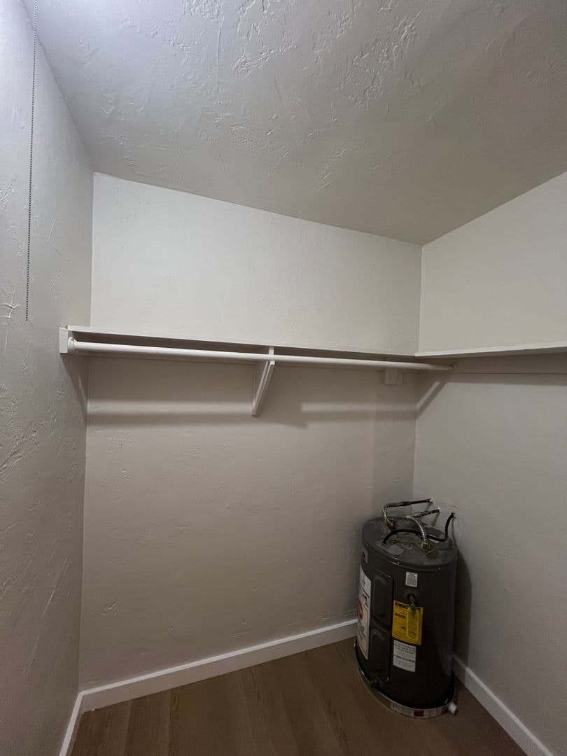 Opa Locka Apartment: 341 Sharar ave