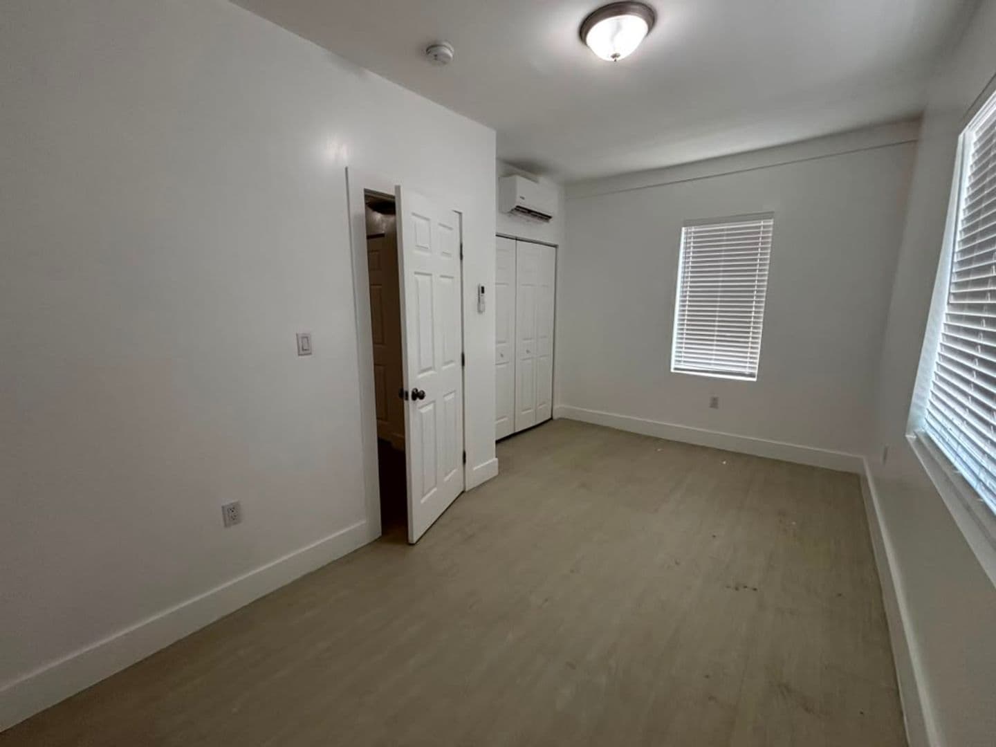MIAMI Apartment: 1051 NW 2nd St.