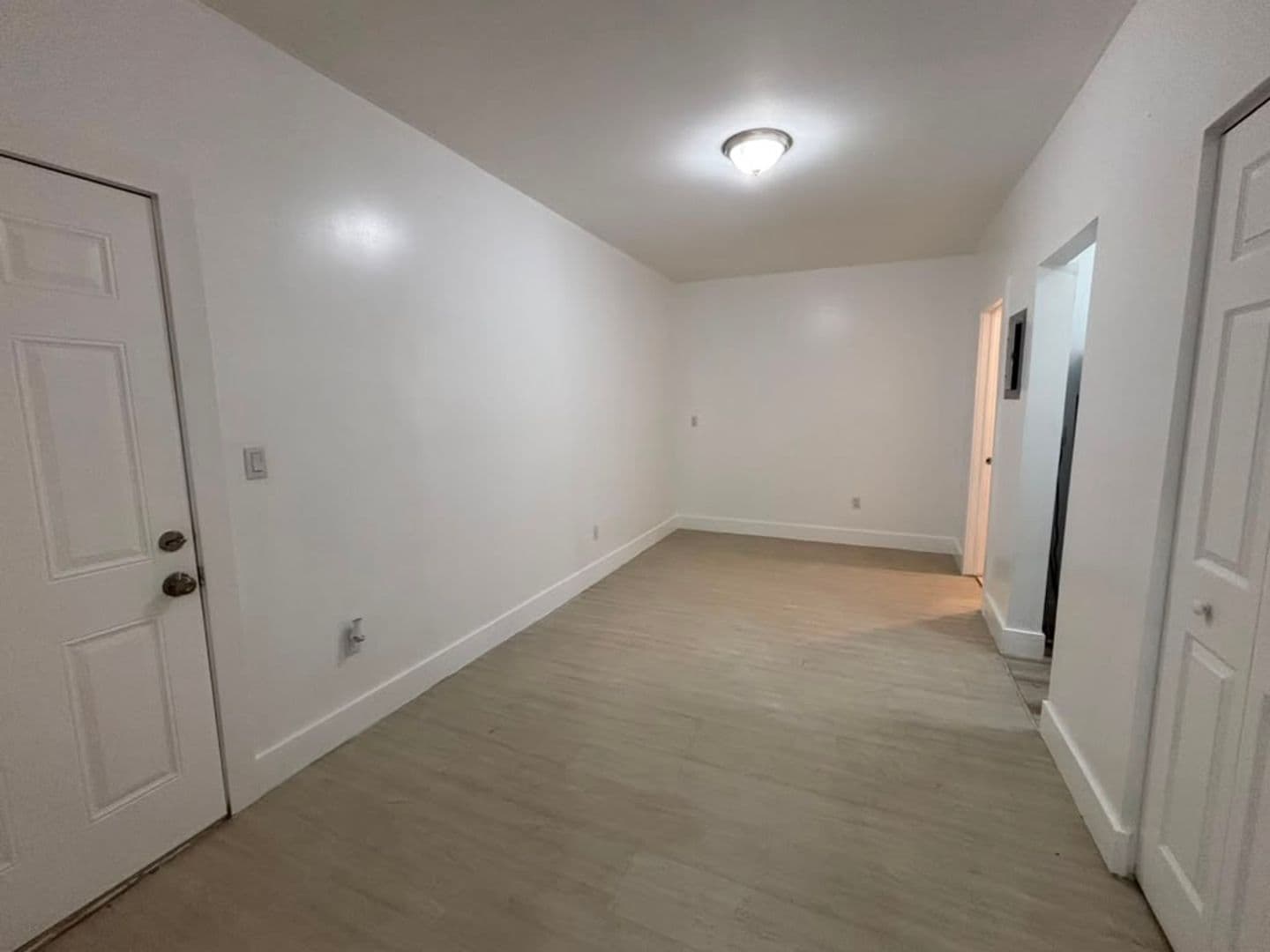 MIAMI Apartment: 1051 NW 2nd St.