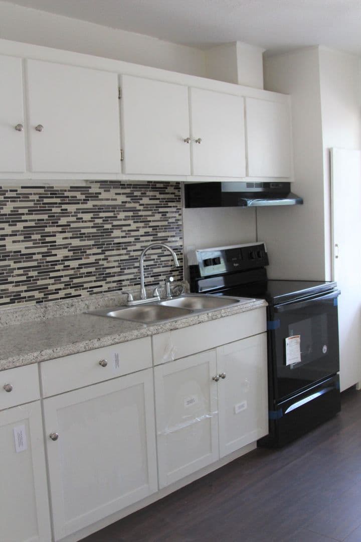 Corpus Christi Apartment: 4625 Kostoryz Rd. 108