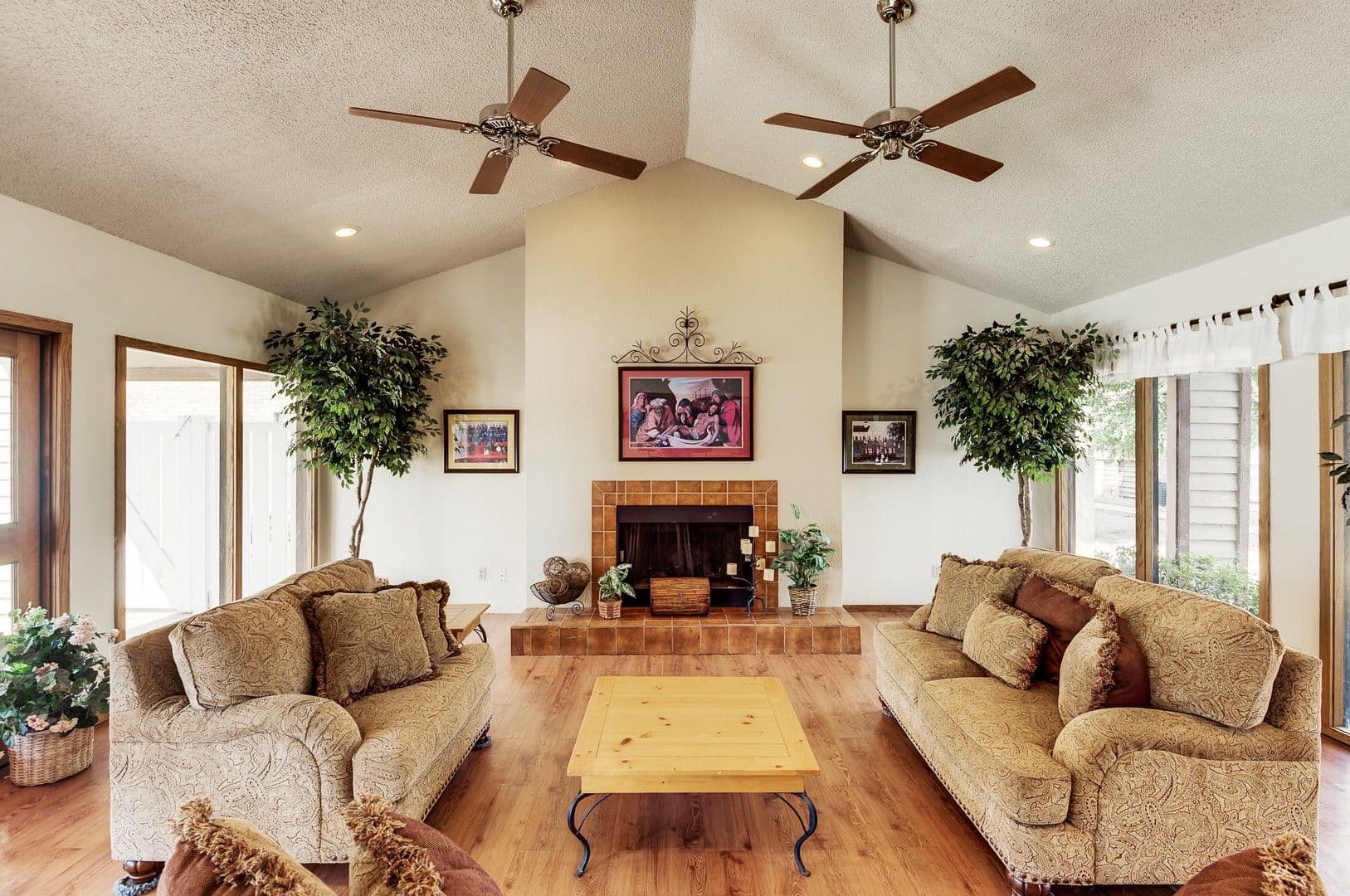 Midland Apartment: 1212 E. Wadley Ave