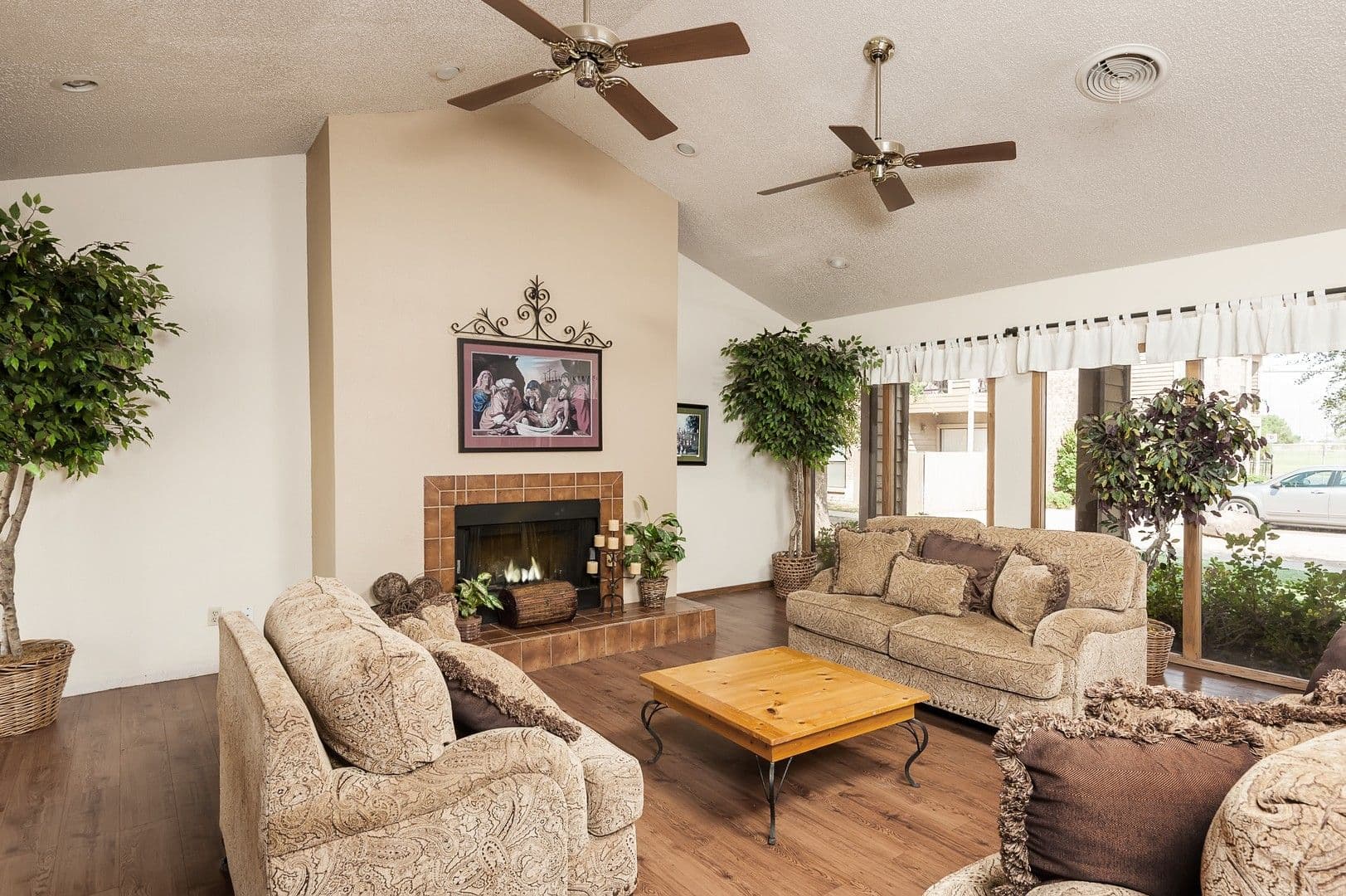 Midland Apartment: 1212 E. Wadley Ave