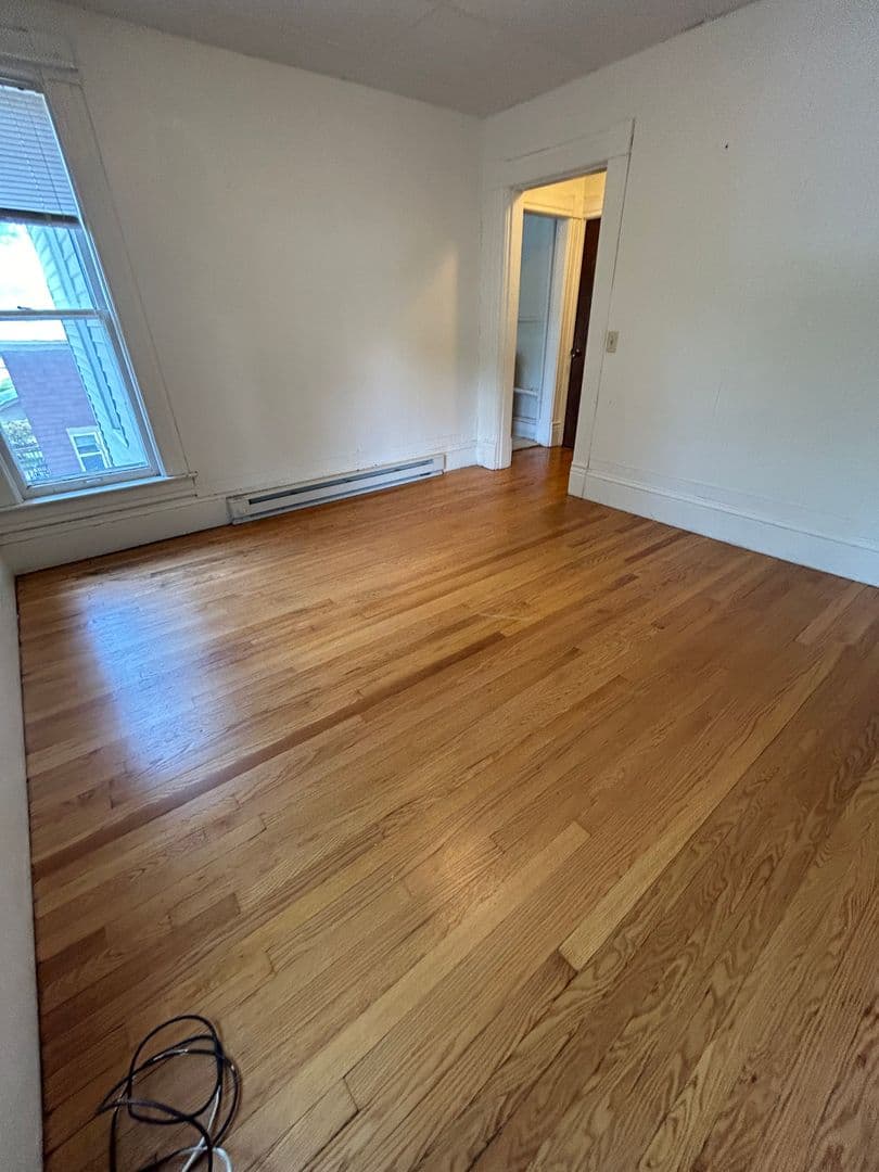 La Crosse Apartment: 828 Cass St