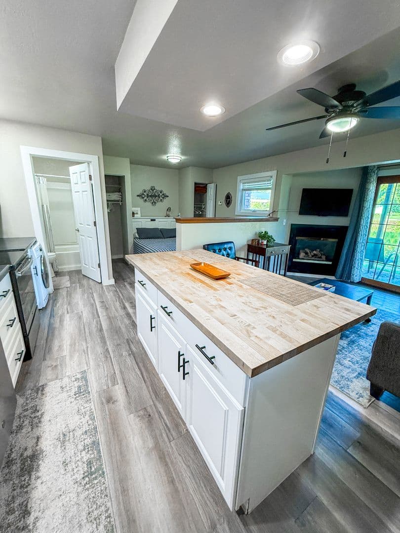 Tomah Apartment: 1200 Lakeview Drive