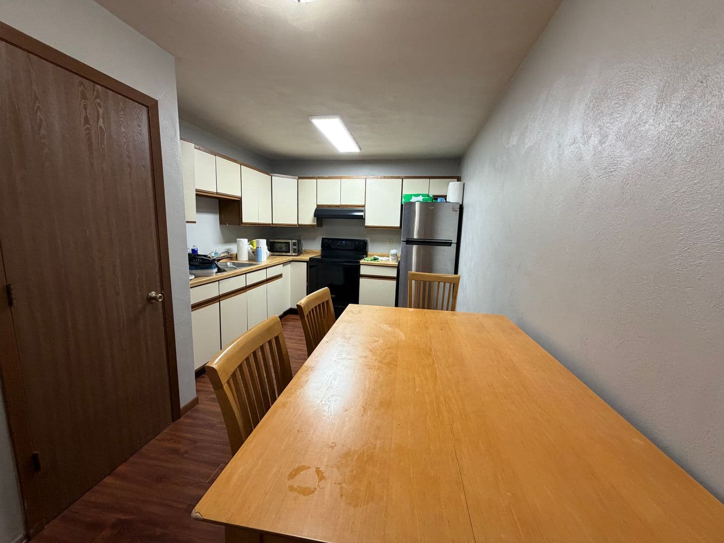 La Crosse Apartment: 410 10th St N - Apt 01