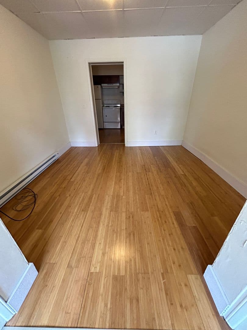 La Crosse Apartment: 828 Cass St