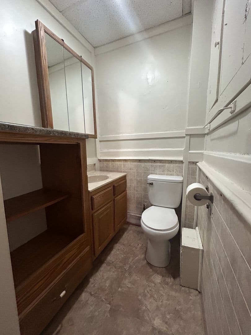 La Crosse Apartment: 137 9th St S