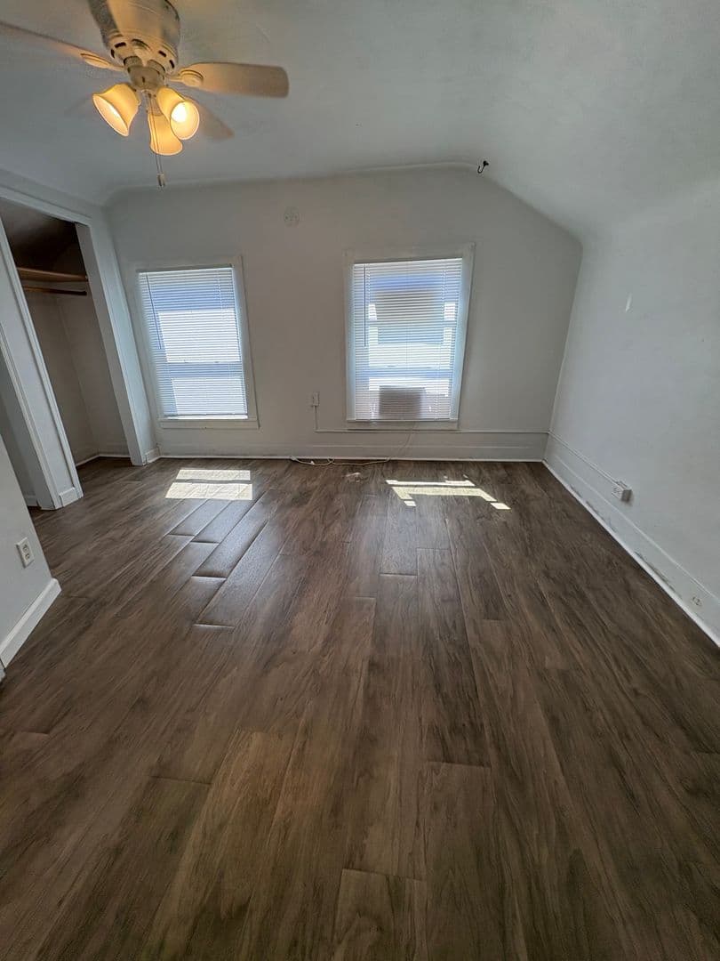 La Crosse Apartment: 608 9th St N