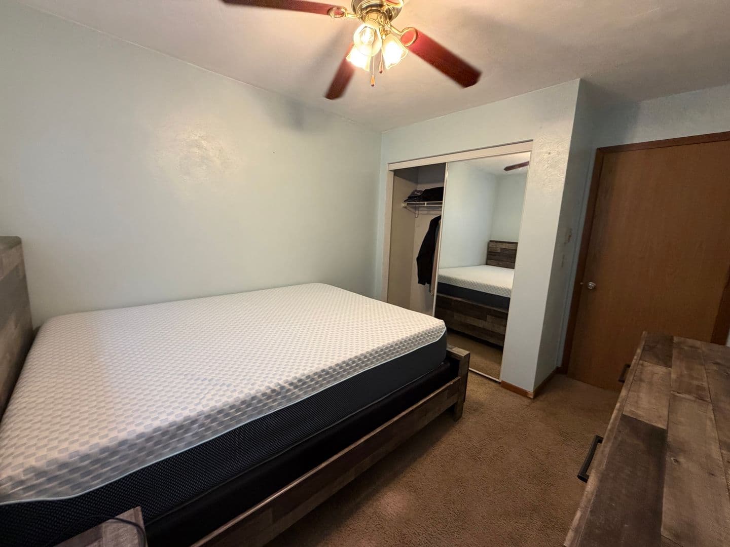 La Crosse Apartment: 410 10th St N - Apt 01