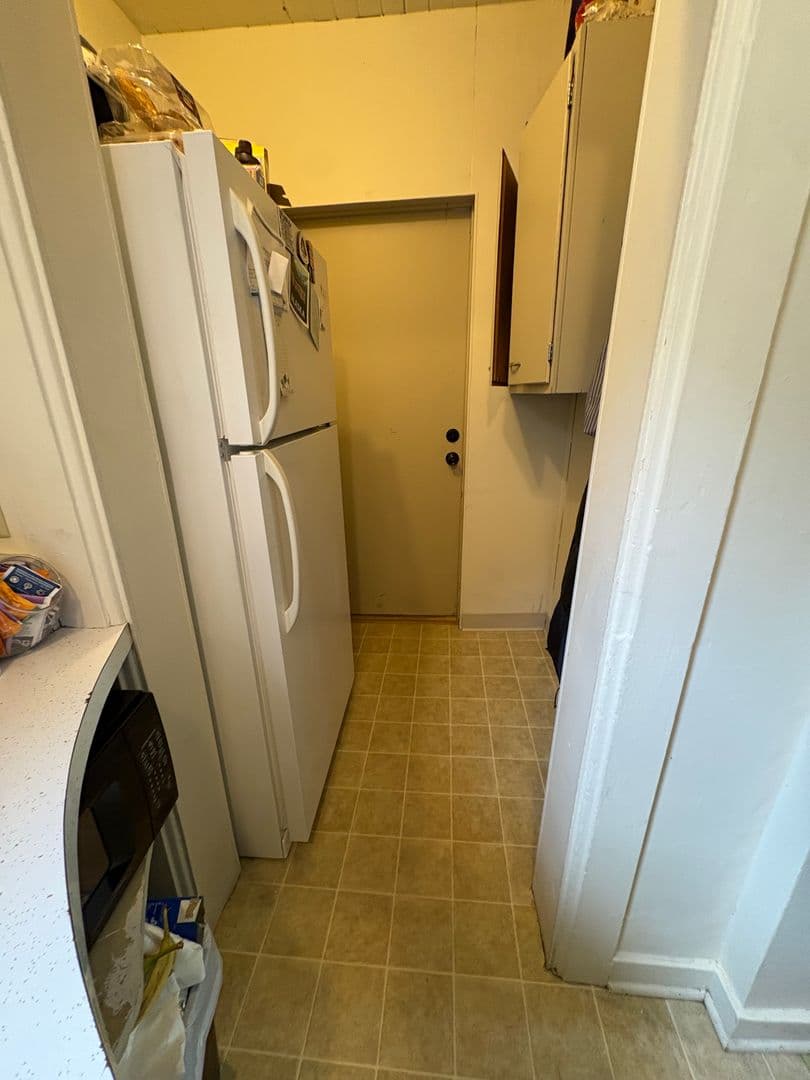 La Crosse Apartment: 1129 Main St