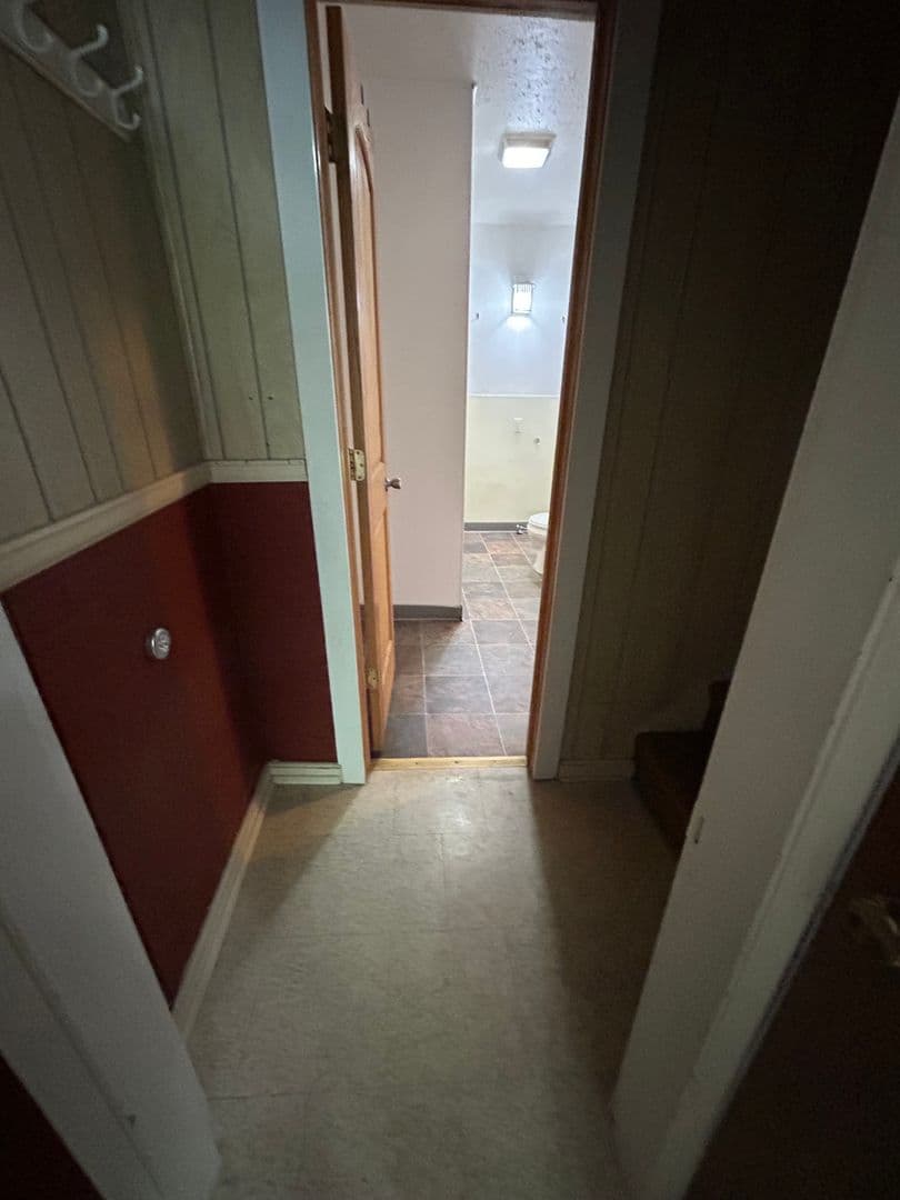 La Crosse Apartment: 826 Cass St