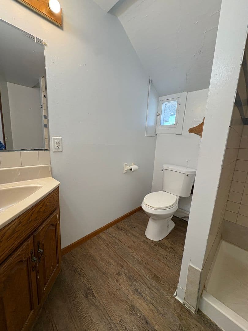 La Crosse Apartment: 608 9th St N