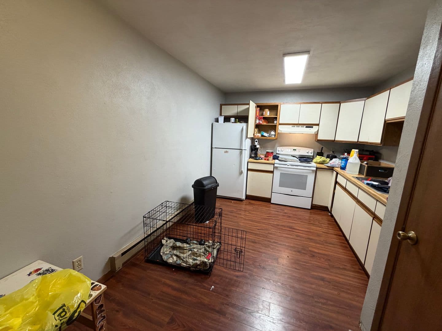 La Crosse Apartment: 410 10th St N - Apt 04
