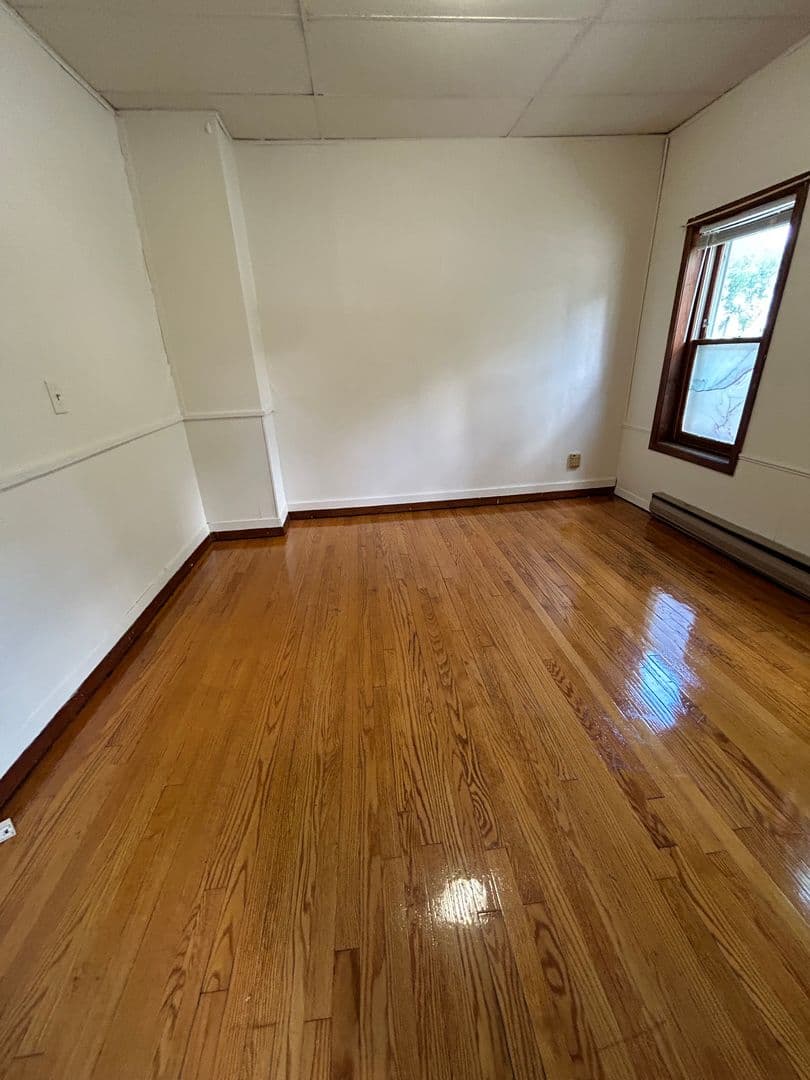 La Crosse Apartment: 830 Cass St