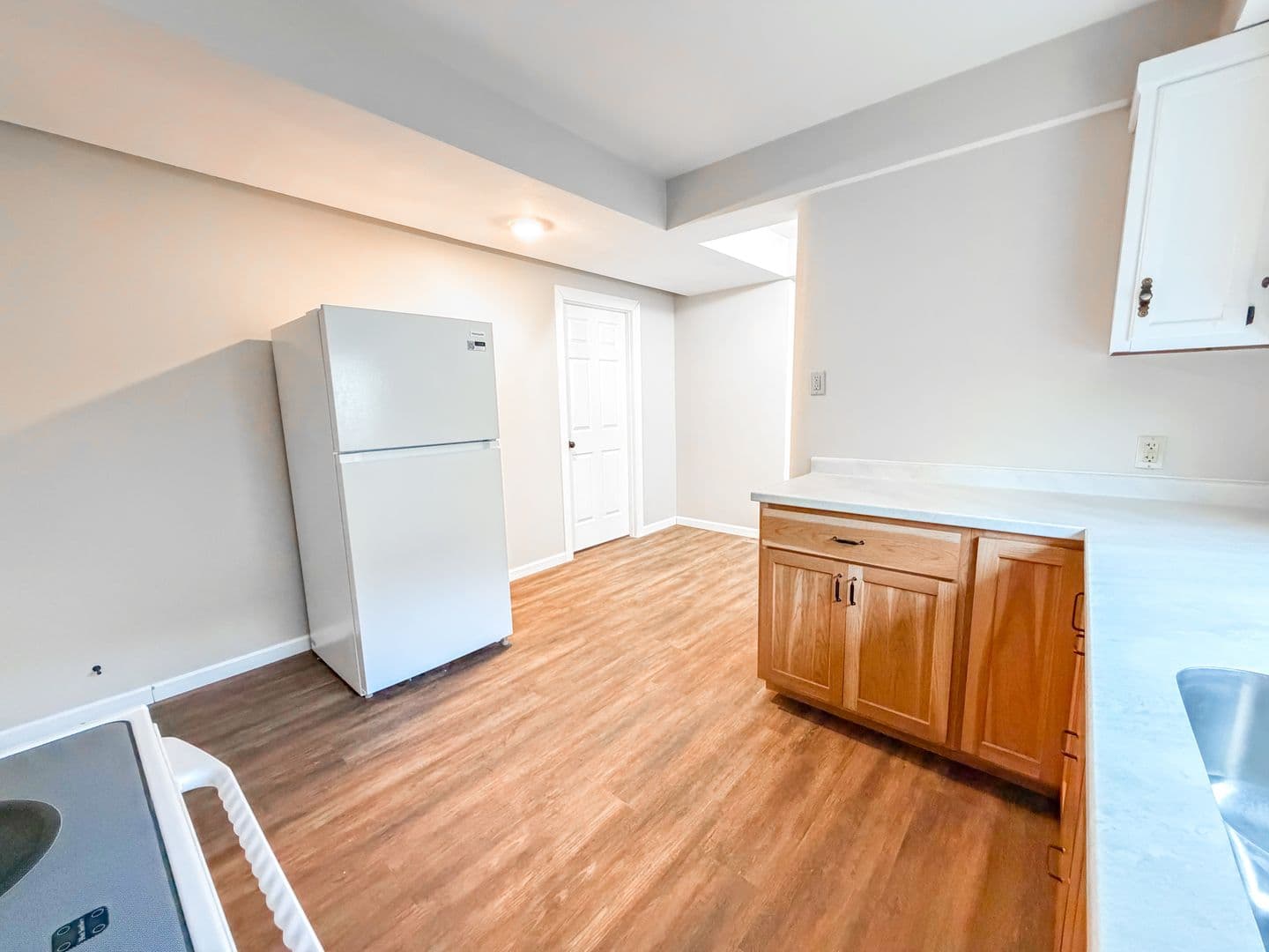 La Crosse Apartment: 403 West Ave S
