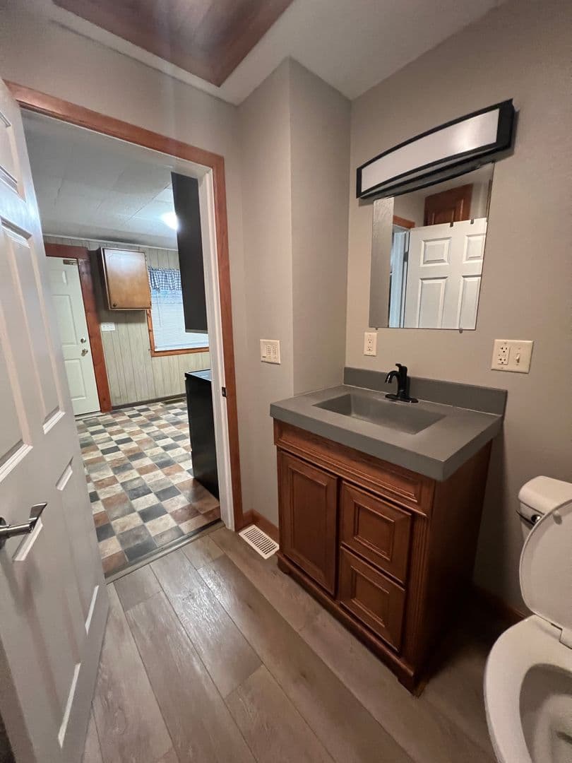 La Crosse House: 413 8th St S