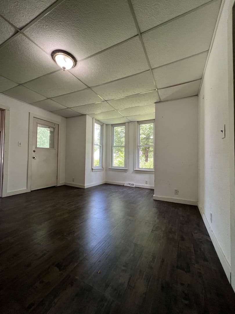 La Crosse Apartment: 824 Johnson Street