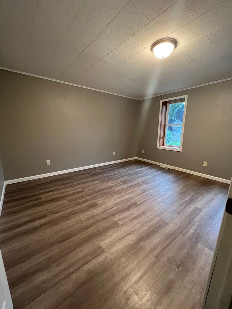 La Crosse House: 413 8th St S
