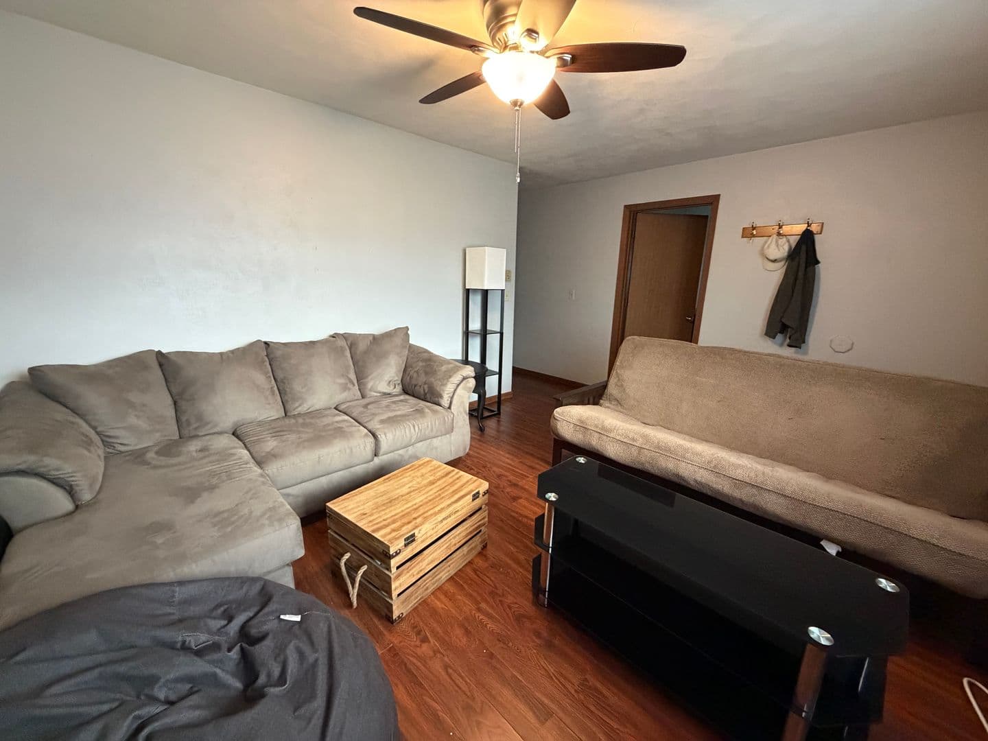 La Crosse Apartment: 410 10th St N - Apt 01