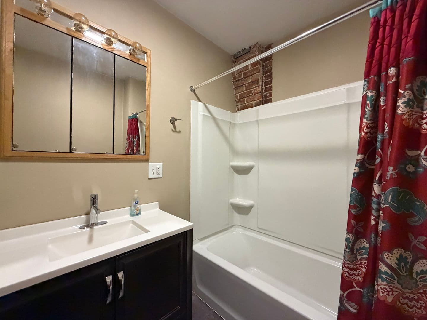 Tomah Apartment: 107 East Monroe Ave - 5
