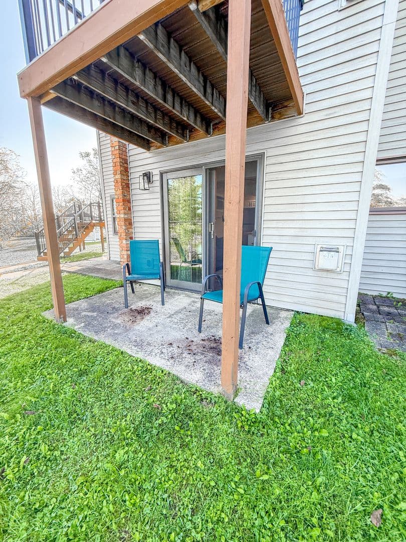 Tomah Apartment: 1200 Lakeview Drive