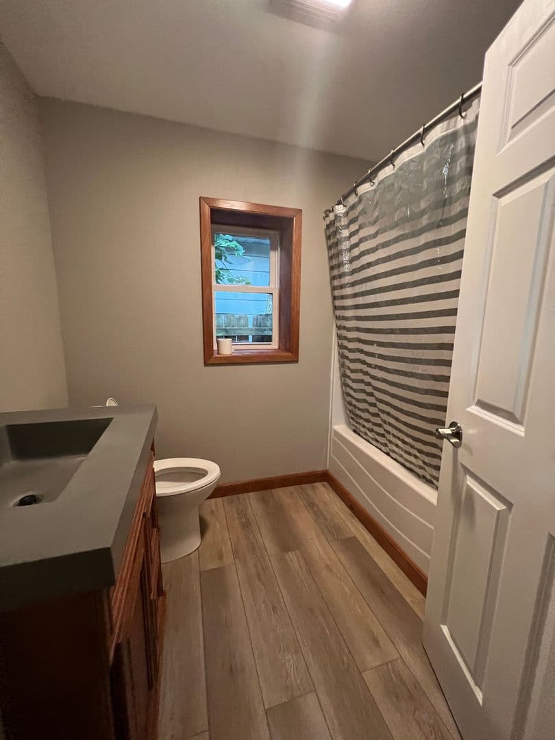 La Crosse House: 413 8th St S