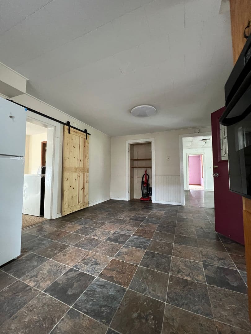 La Crosse Apartment: 824 Johnson Street