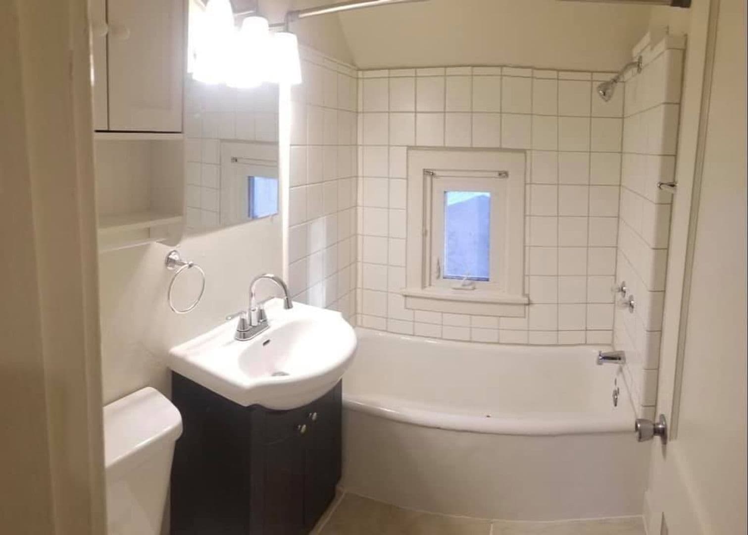La Crosse Apartment: 822 Johnson Street