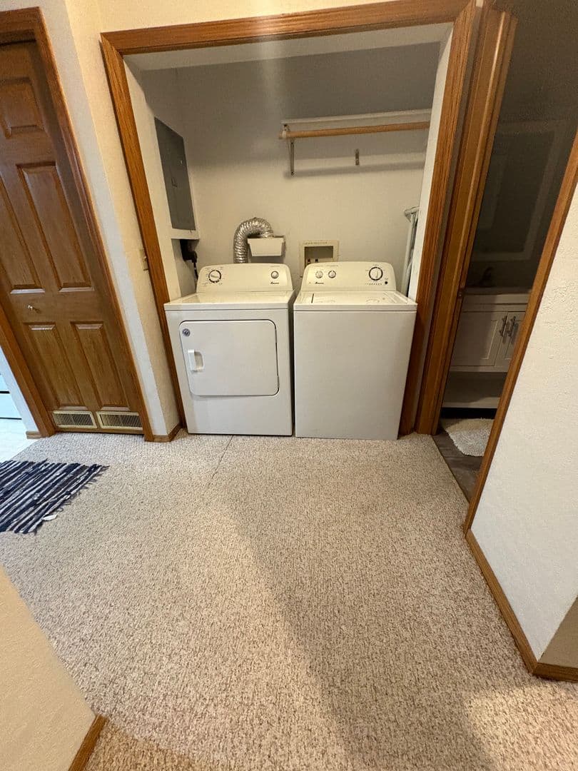 Tomah Apartment: 1200 Lakeview Drive
