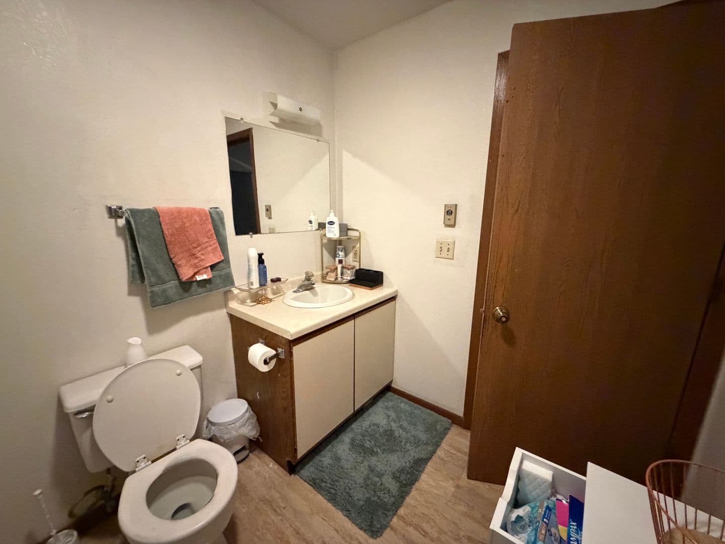La Crosse Apartment: 410 10th St N - Apt 07