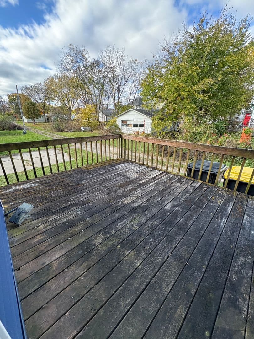 Tomah Apartment: 1115 Hollister Ave