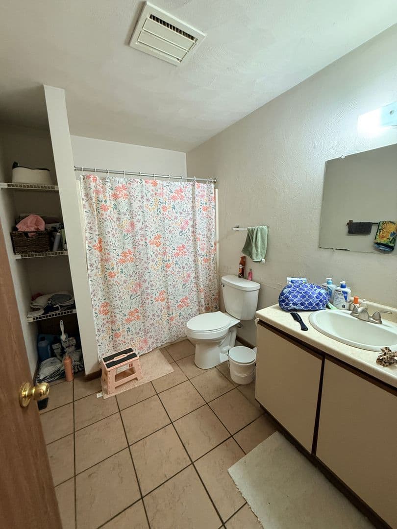 La Crosse Apartment: 410 10th St N - Apt 10