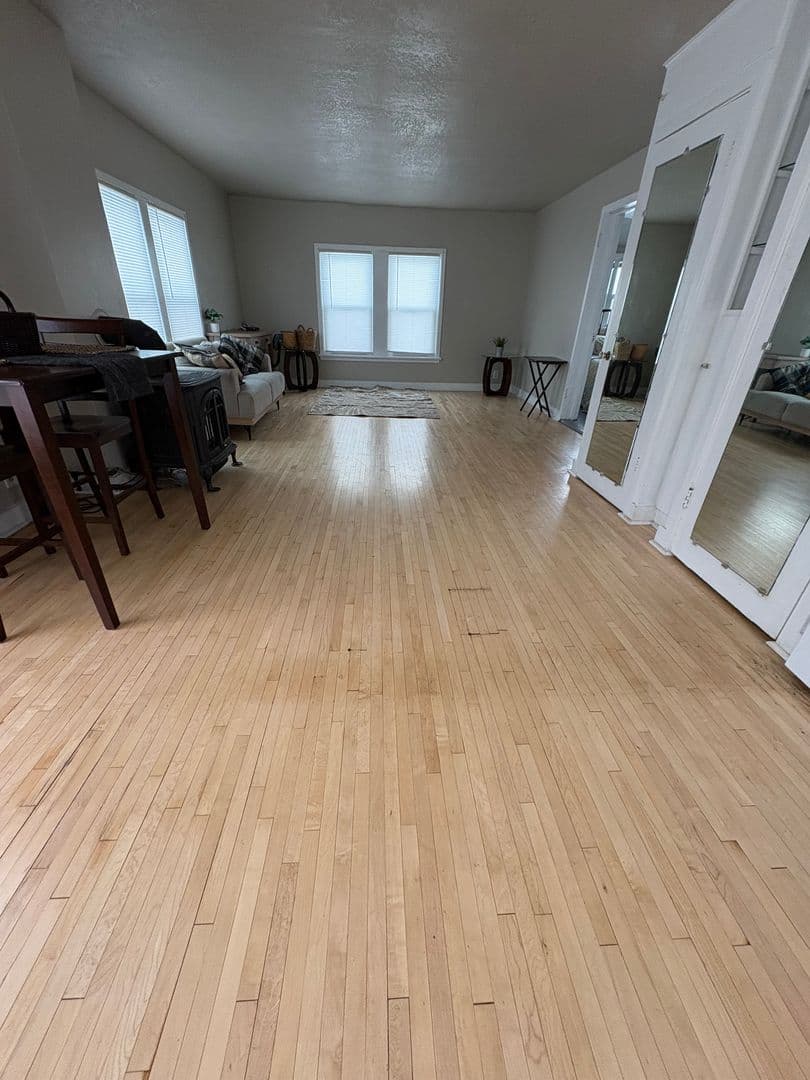 Tomah Apartment: 301 Kilbourn Ave
