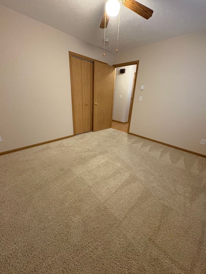 Holmen Apartment: 801 Evergreen Dr - Unit 2 - Upper