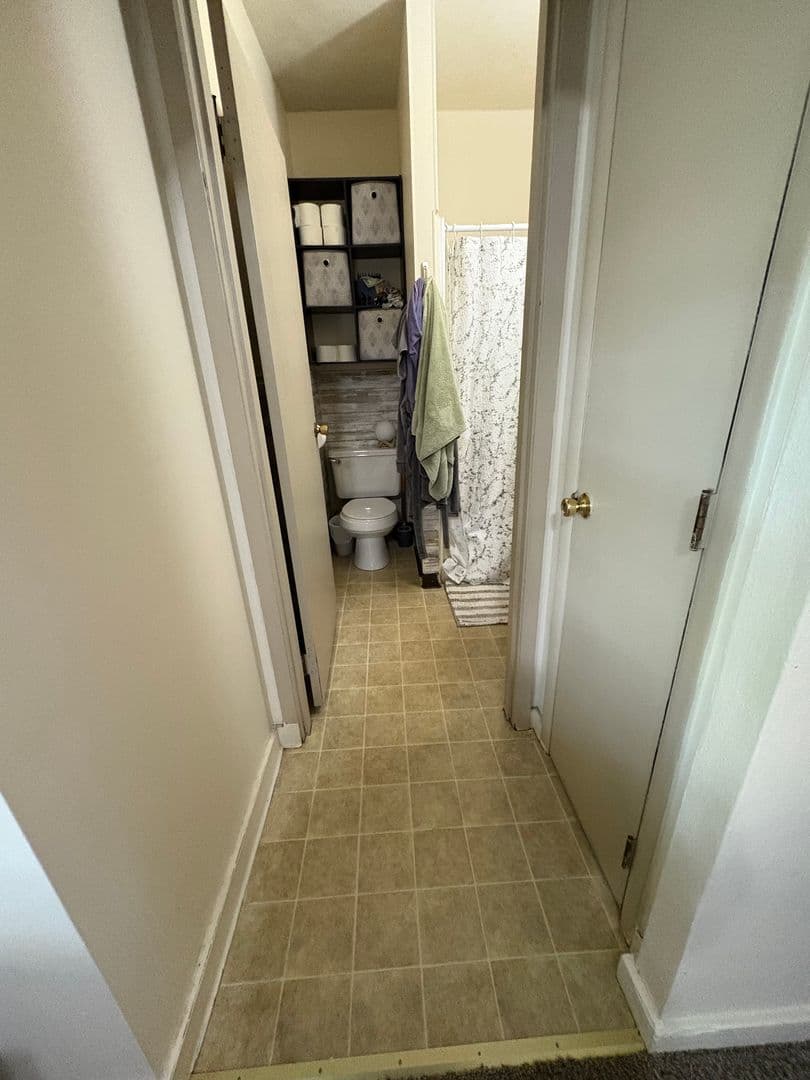 La Crosse Apartment: 1129 Main St