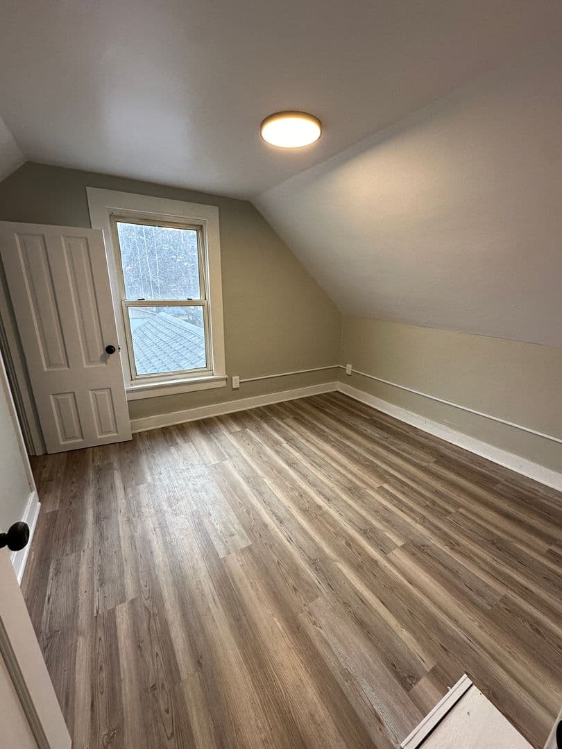 Tomah Apartment: 1317 Stoughton Ave