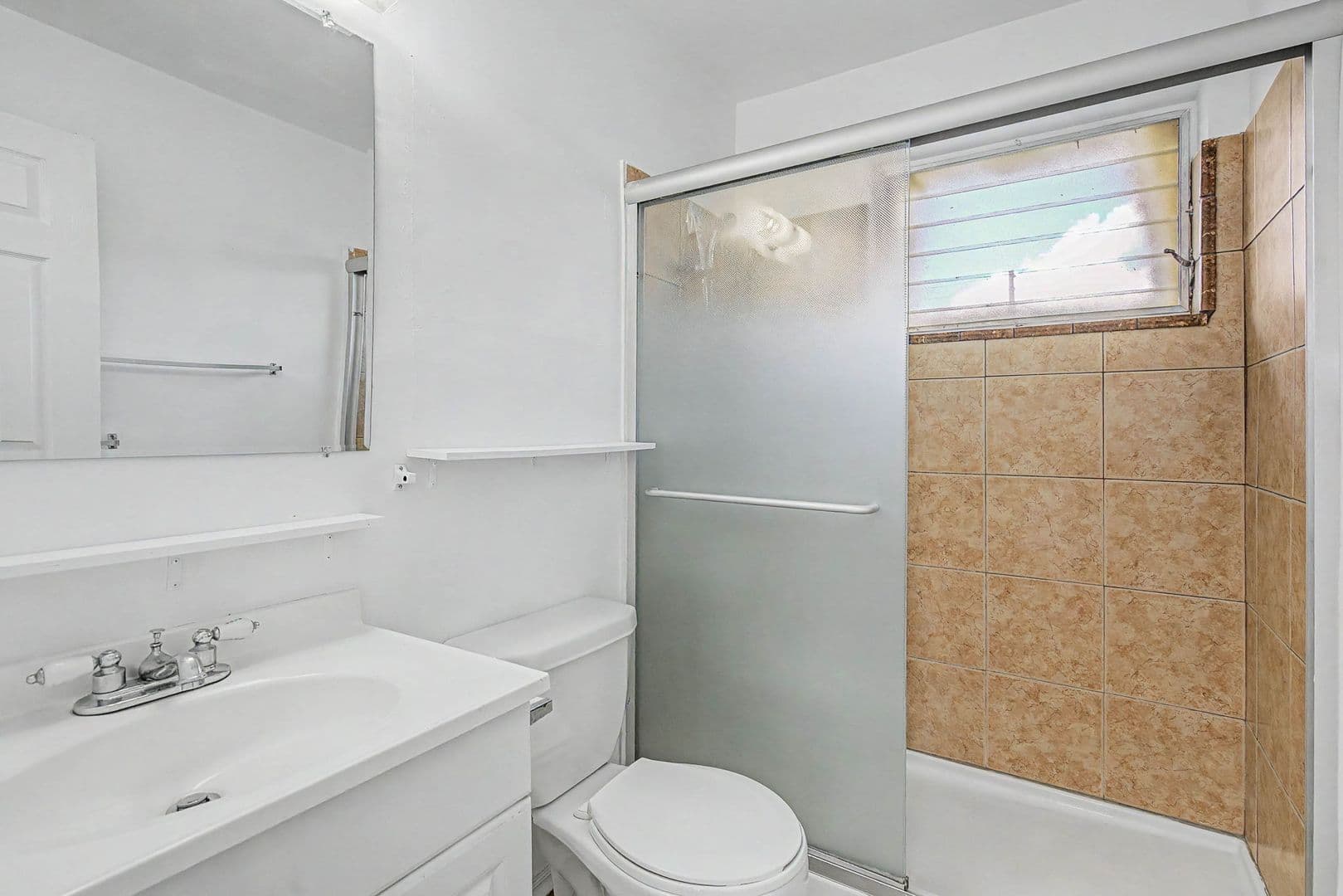 Miami Apartment: 60 NW 79th St