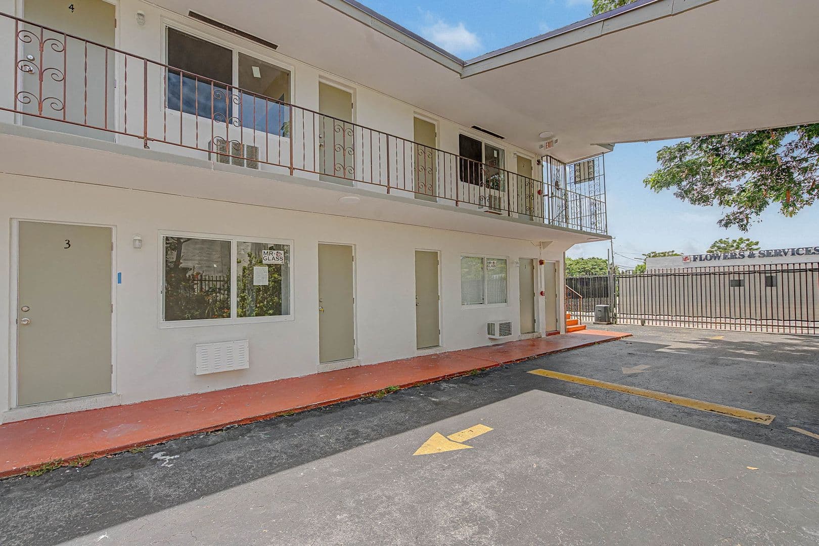 Miami Apartment: 60 NW 79th St