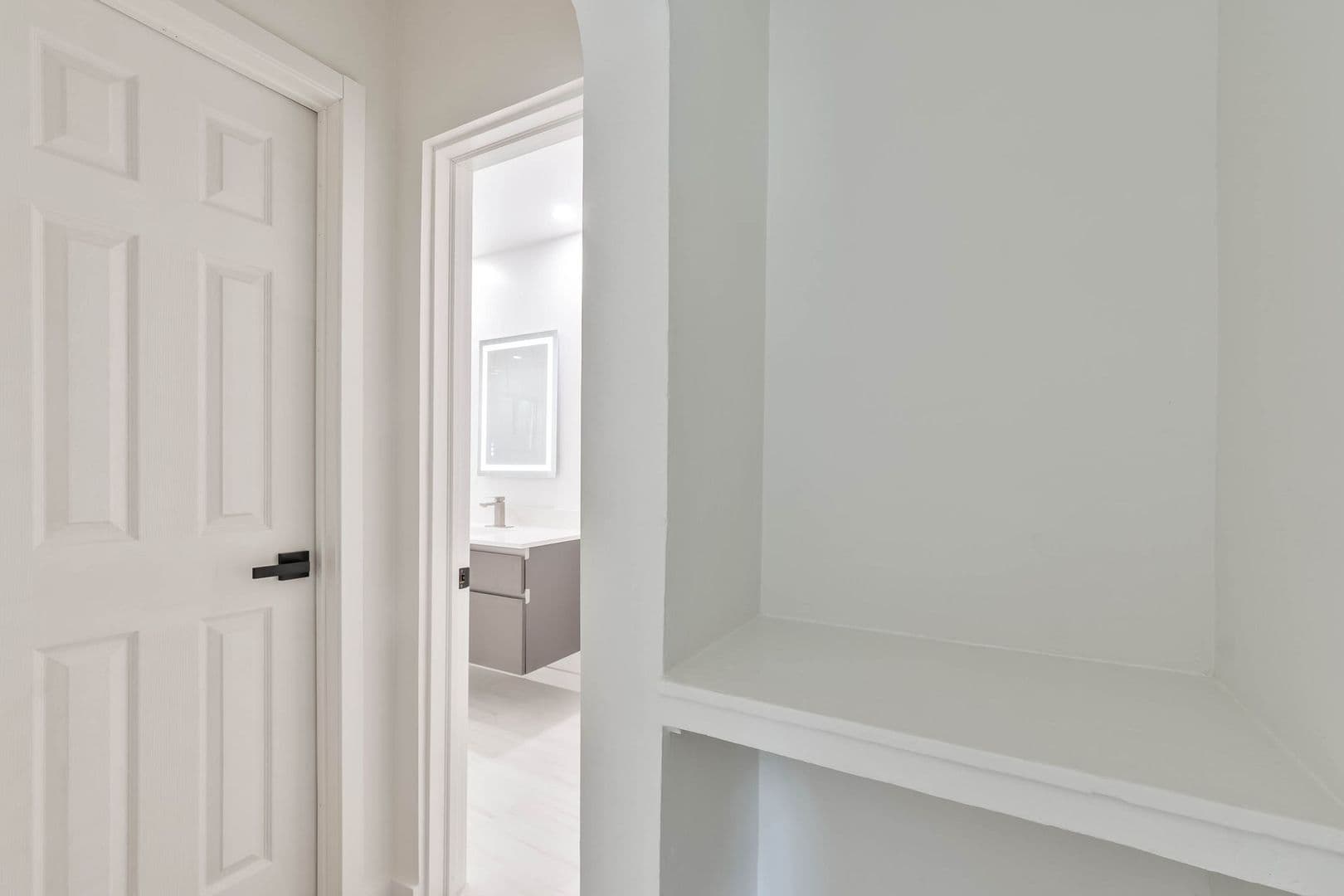Miami Apartment: 25 NW 78th St