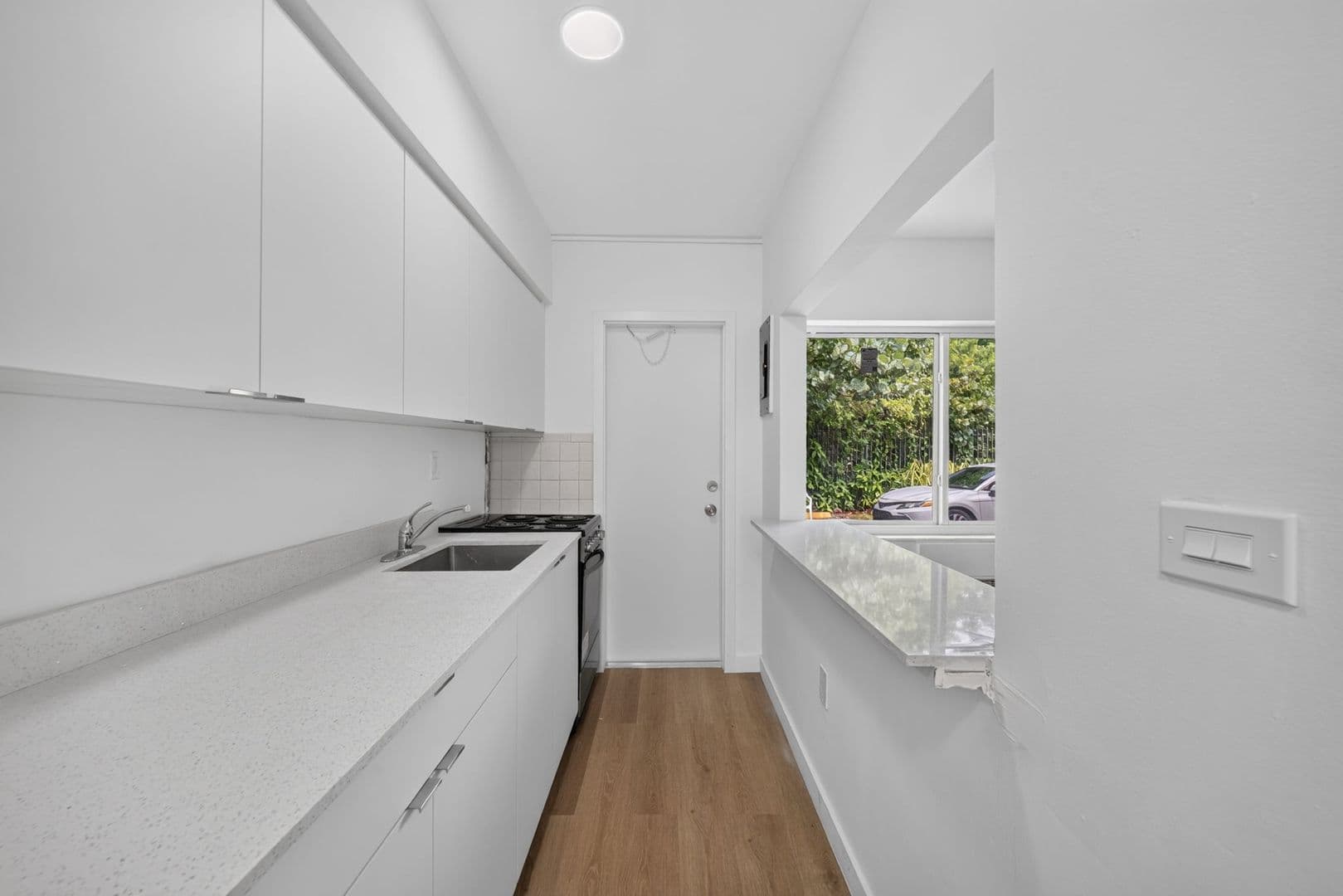 Miami Apartment: 60 NW 79th St