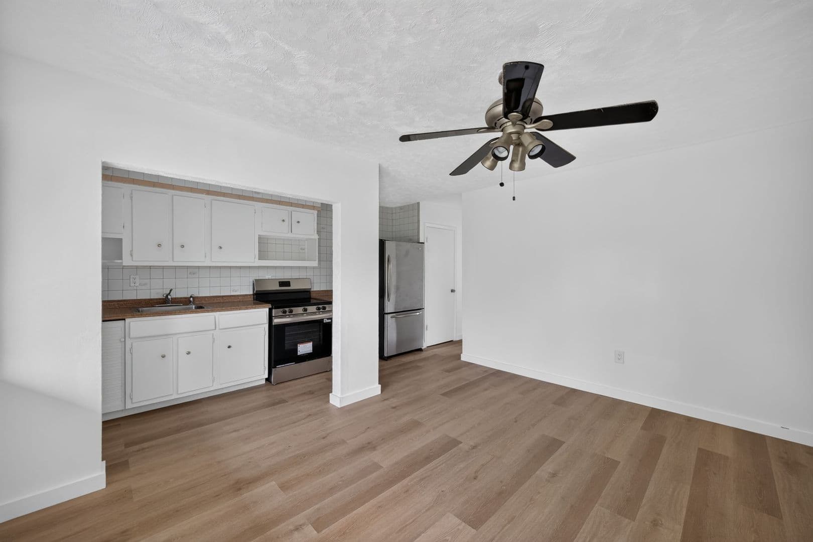 Miami Apartment: 60 NW 79th St