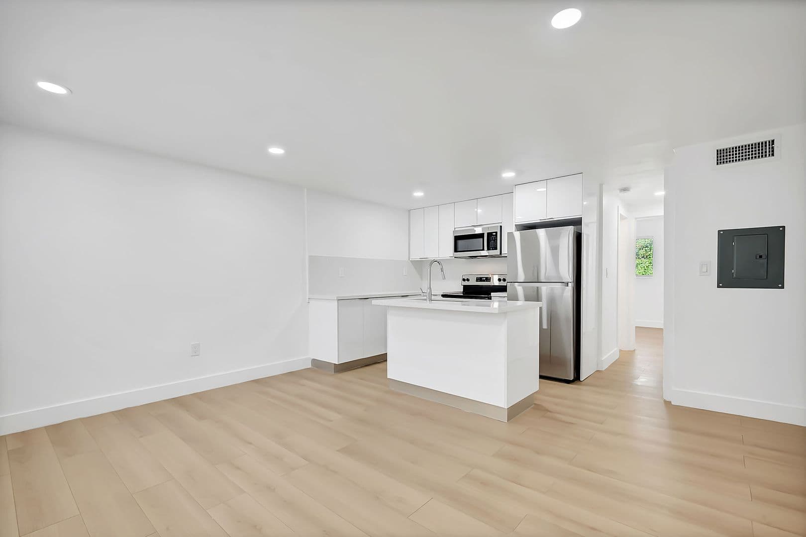 Miami Apartment: 1632 NW 16th Terrace - Unit 5