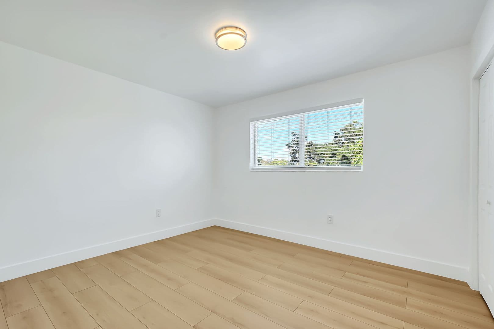 Miami Apartment: 1632 NW 16th Terrace - Unit 6