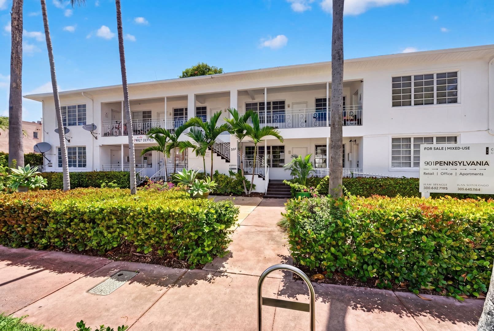Miami Beach Apartment: 901 Pennsylvania Ave