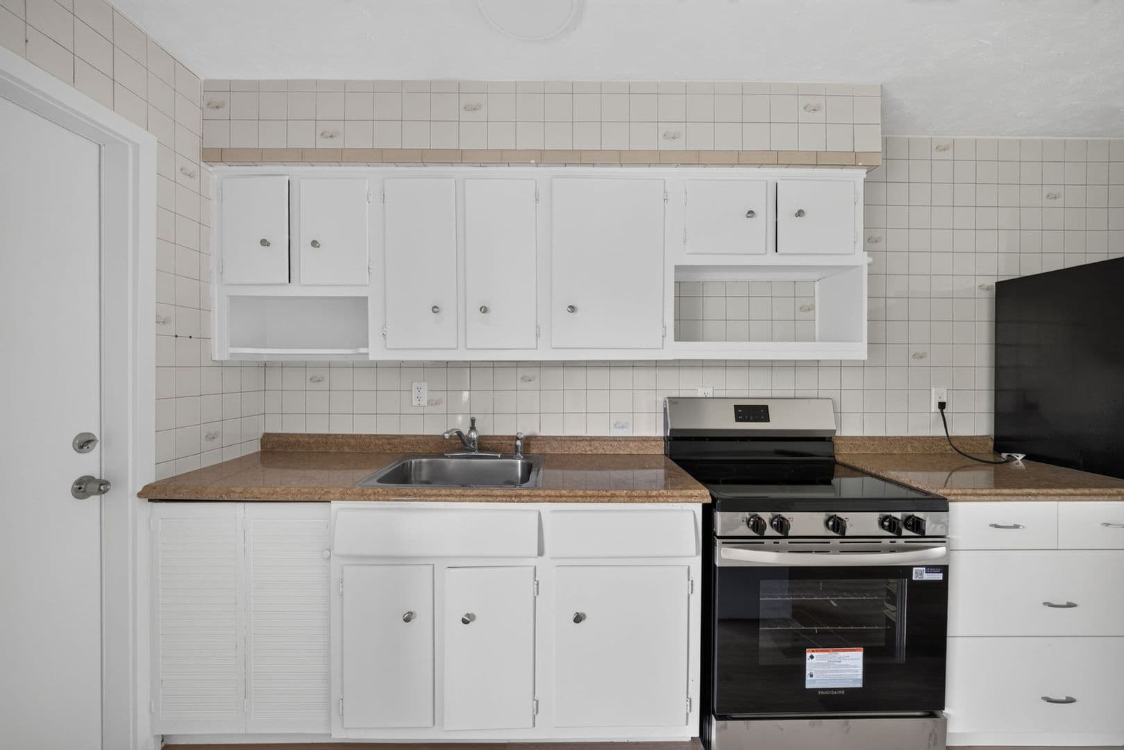 Miami Apartment: 60 NW 79th St