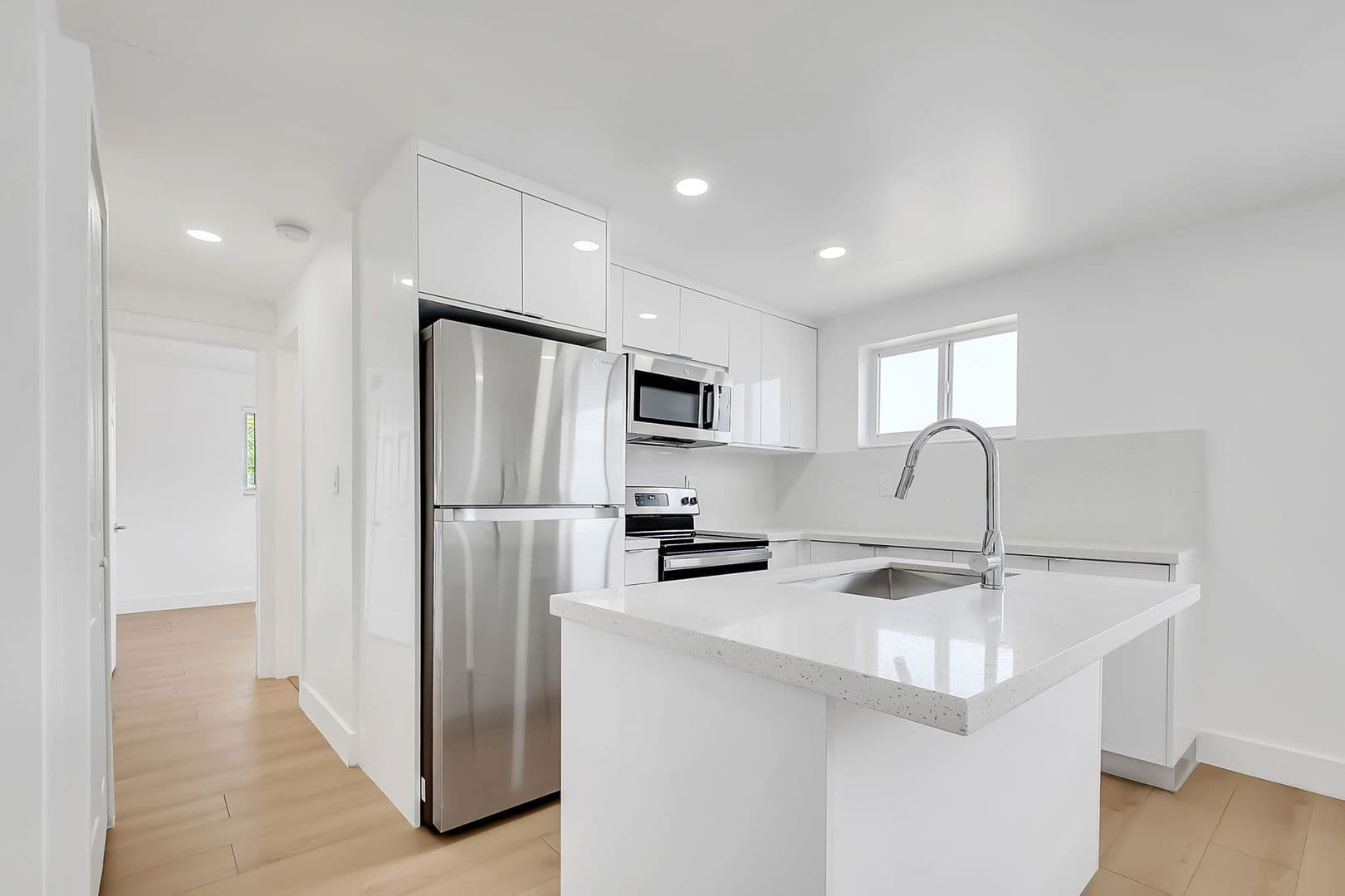 Miami Apartment: 1632 NW 16th Terrace - Unit 6